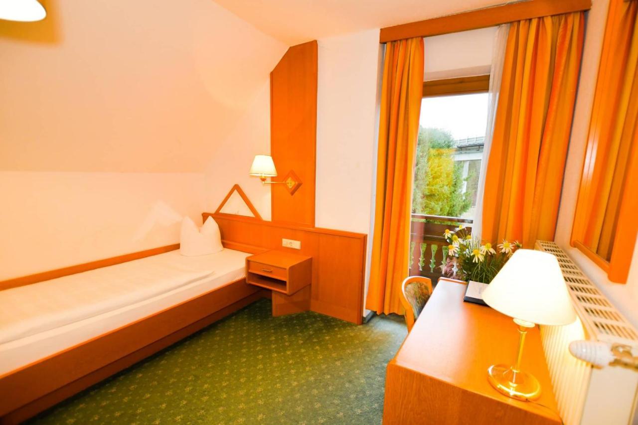 Hotel Jerolitsch Krumpendorf Exterior foto